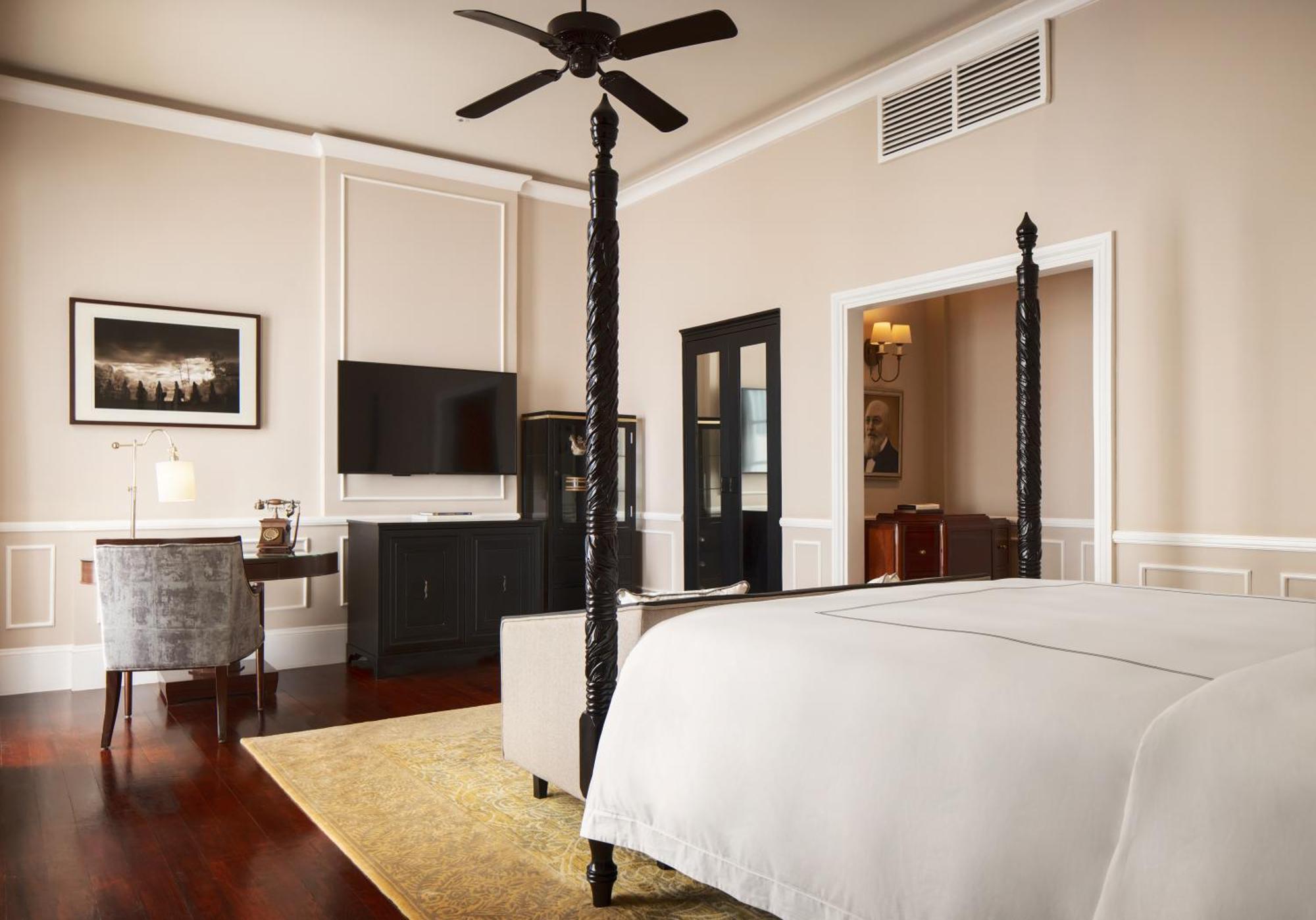 Raffles Grand Hotel D'Angkor Siem Reap Exterior photo
