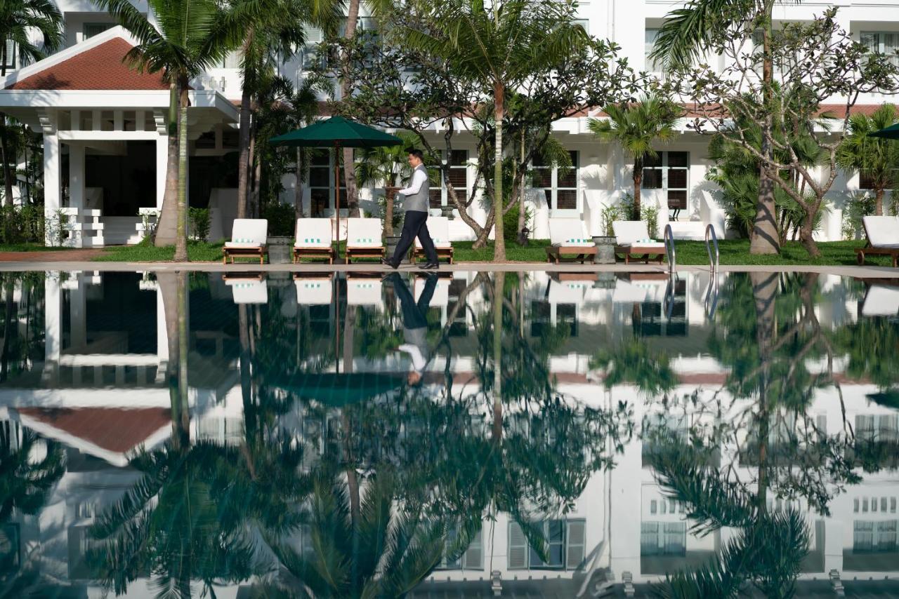 Raffles Grand Hotel D'Angkor Siem Reap Exterior photo